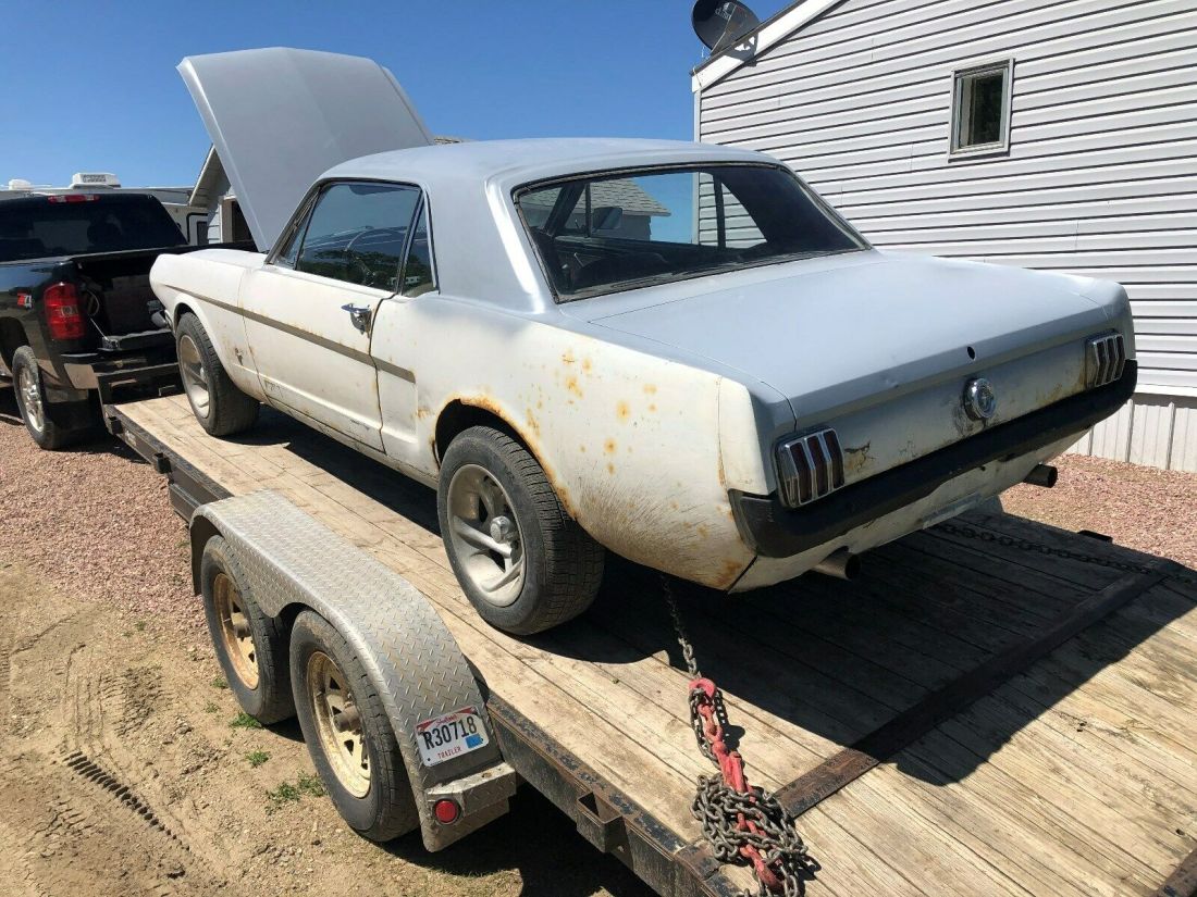 1965 Ford Mustang - photo 2