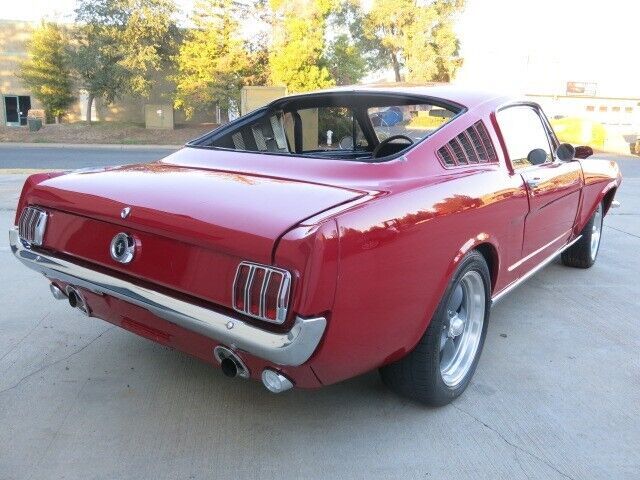 1965 Ford Mustang - photo 5
