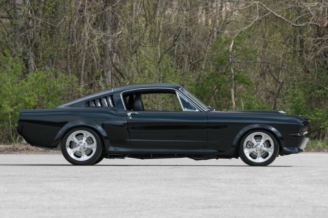 1965 Ford Mustang Custom Restomod - photo 11