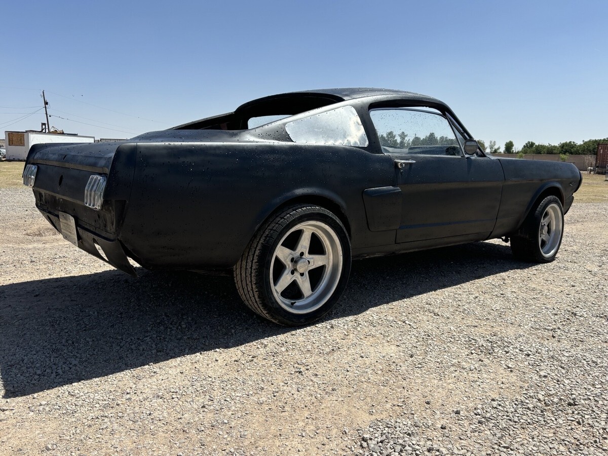 1965 Ford Mustang Fastback Conversion - photo 2