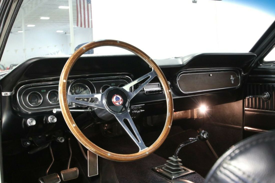 1965 Ford Mustang - photo 7