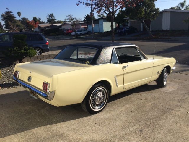 1965 Ford Mustang Sport Coupe - photo 2