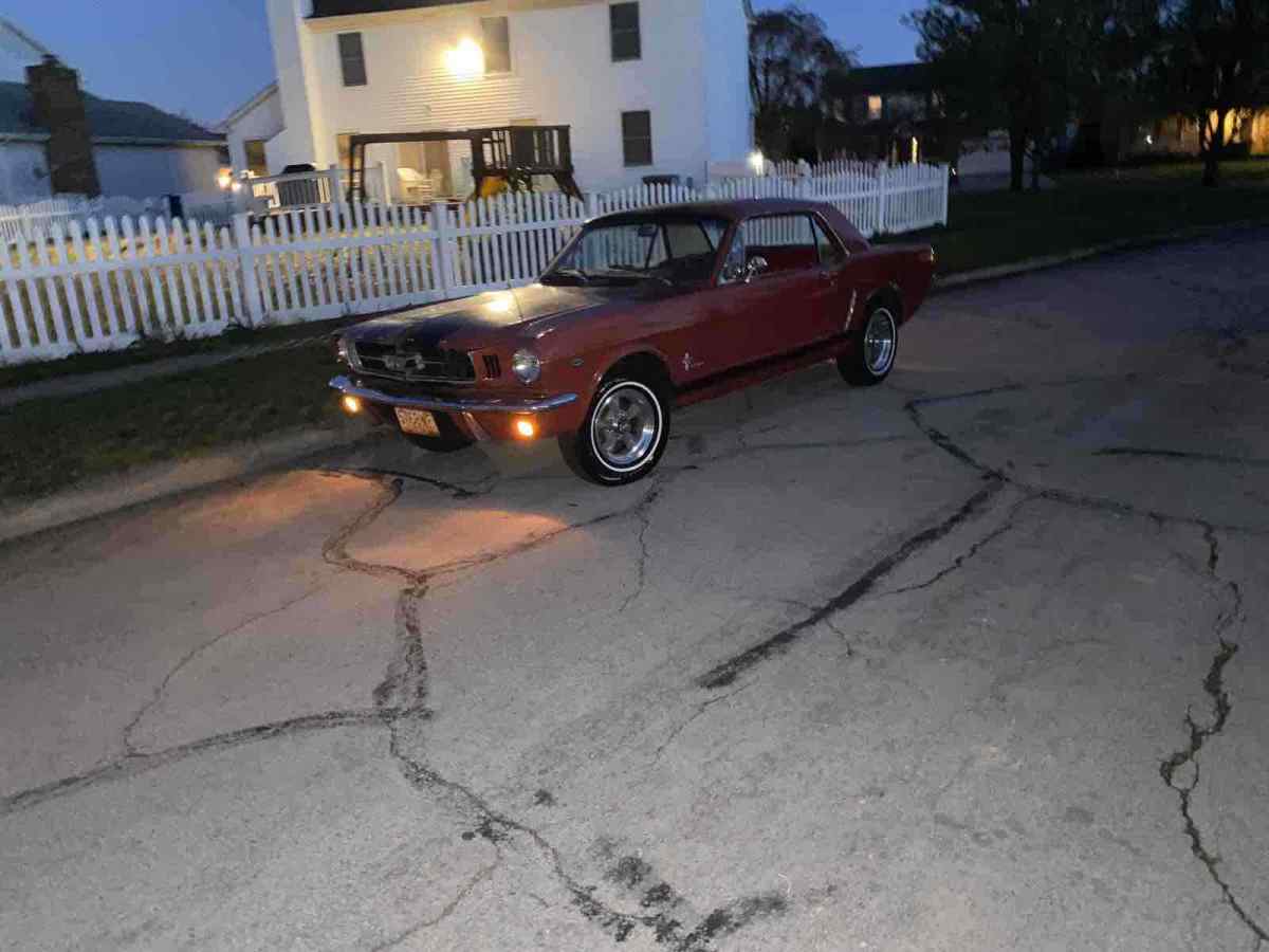 1965 Ford Mustang coupe - photo 3