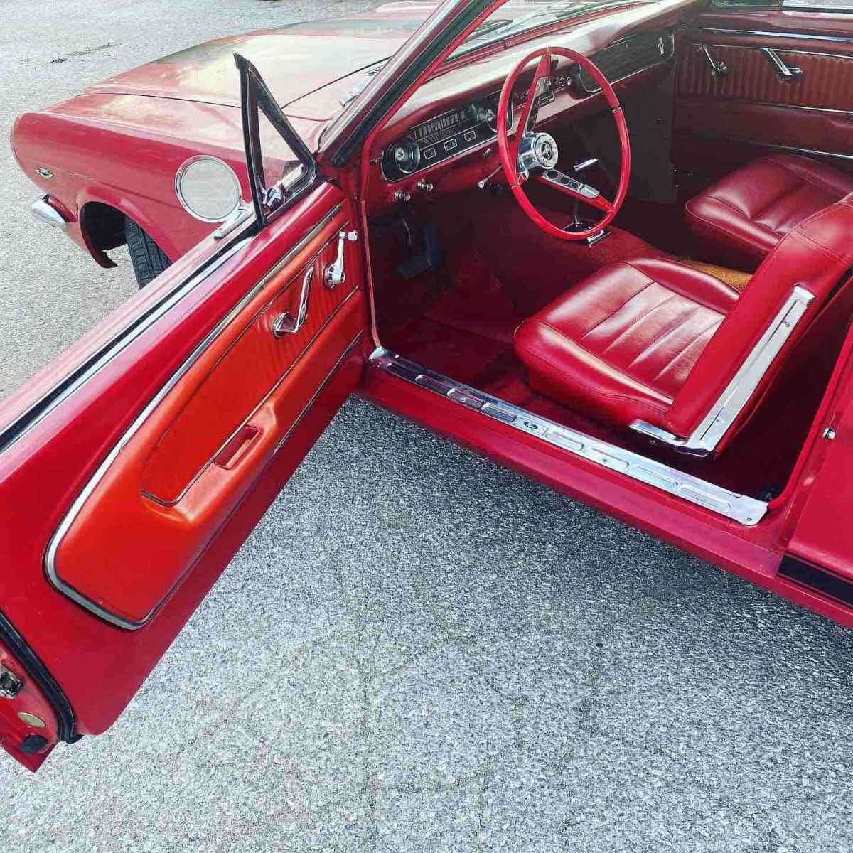1965 Ford Mustang coupe - photo 4