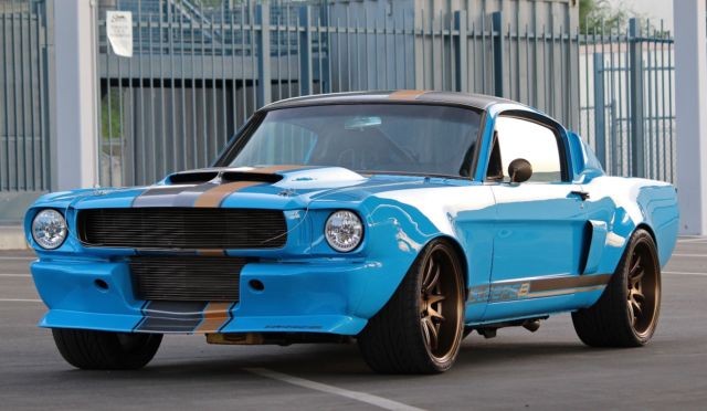 1965 Ford Mustang WIDEBODY FASTBACK SHOW CAR - photo 2