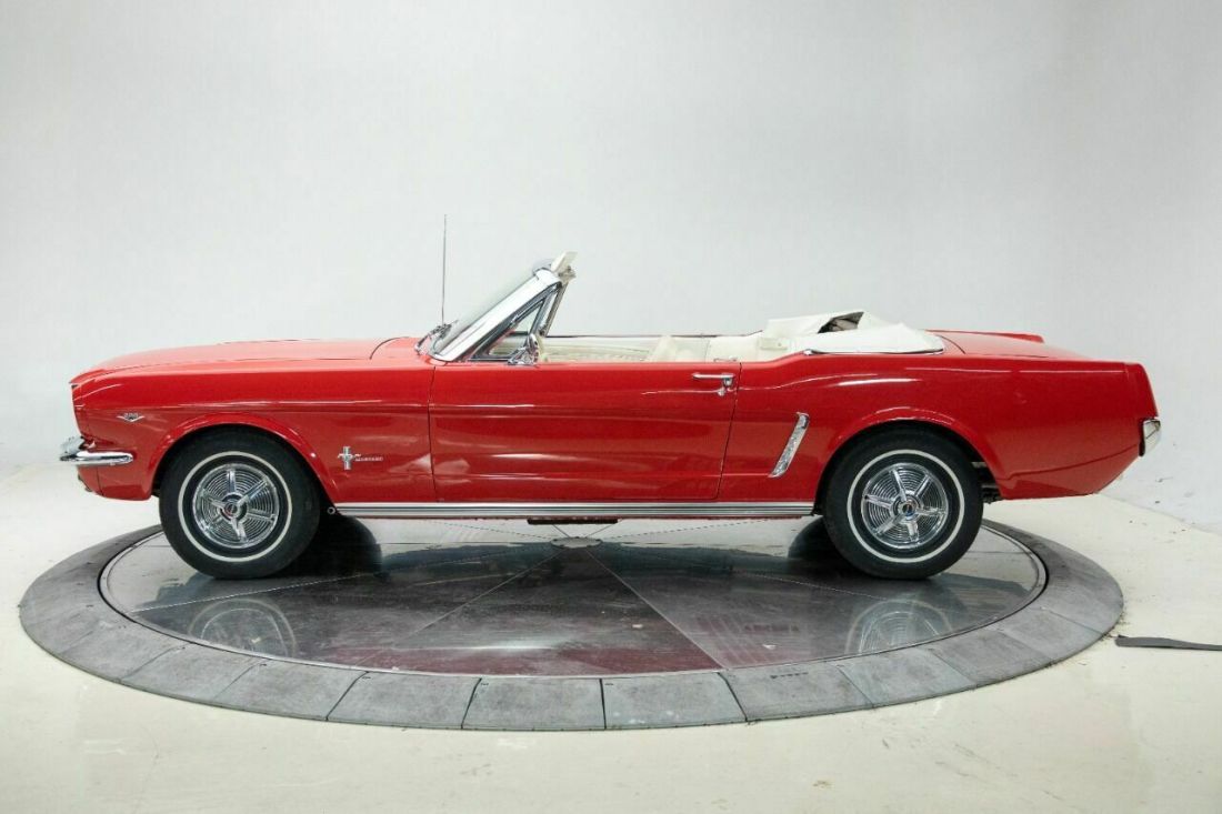 1965 Ford Mustang - photo 3