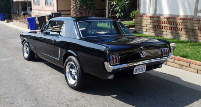 1965 Ford Mustang - photo 3
