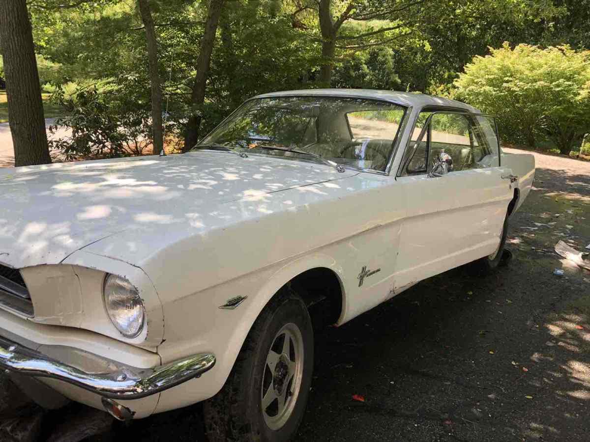 1965 Ford Mustang - photo 2