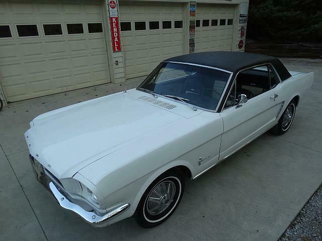 1965 Ford Mustang PONY - photo 4