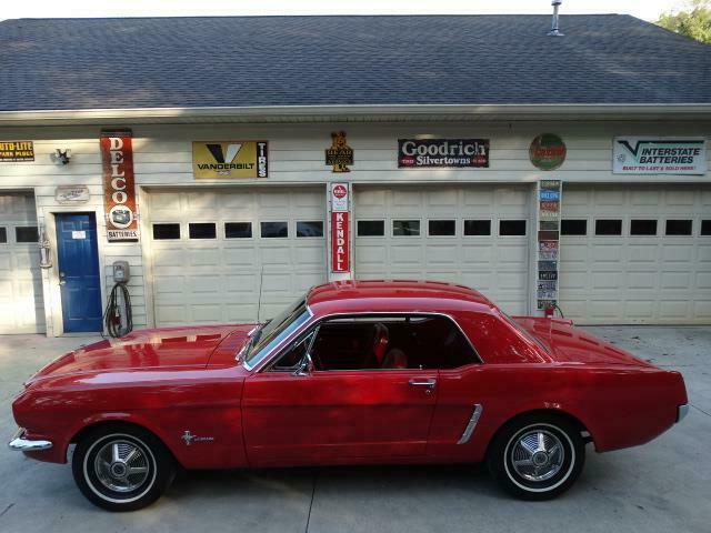 1965 FORD MUSTANG.....GOOD PAINT....SOLID CAR.....VERY NICE INTERIOR 1965 Ford Mustang --