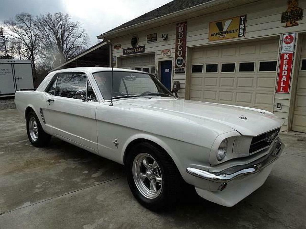 1965 Ford Mustang - photo 2