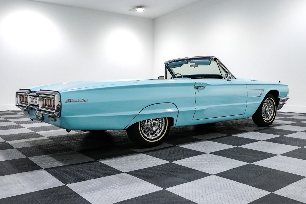 1965 Ford Thunderbird - photo 10