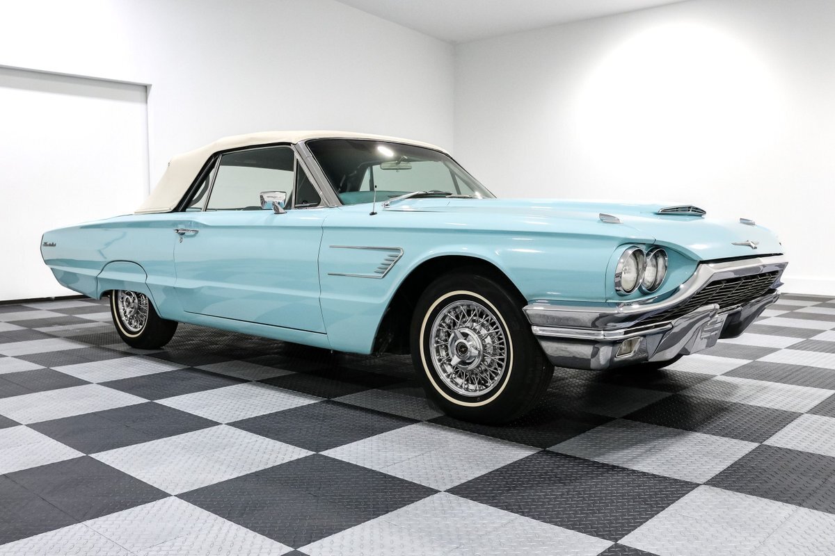 1965 Ford Thunderbird - photo 2