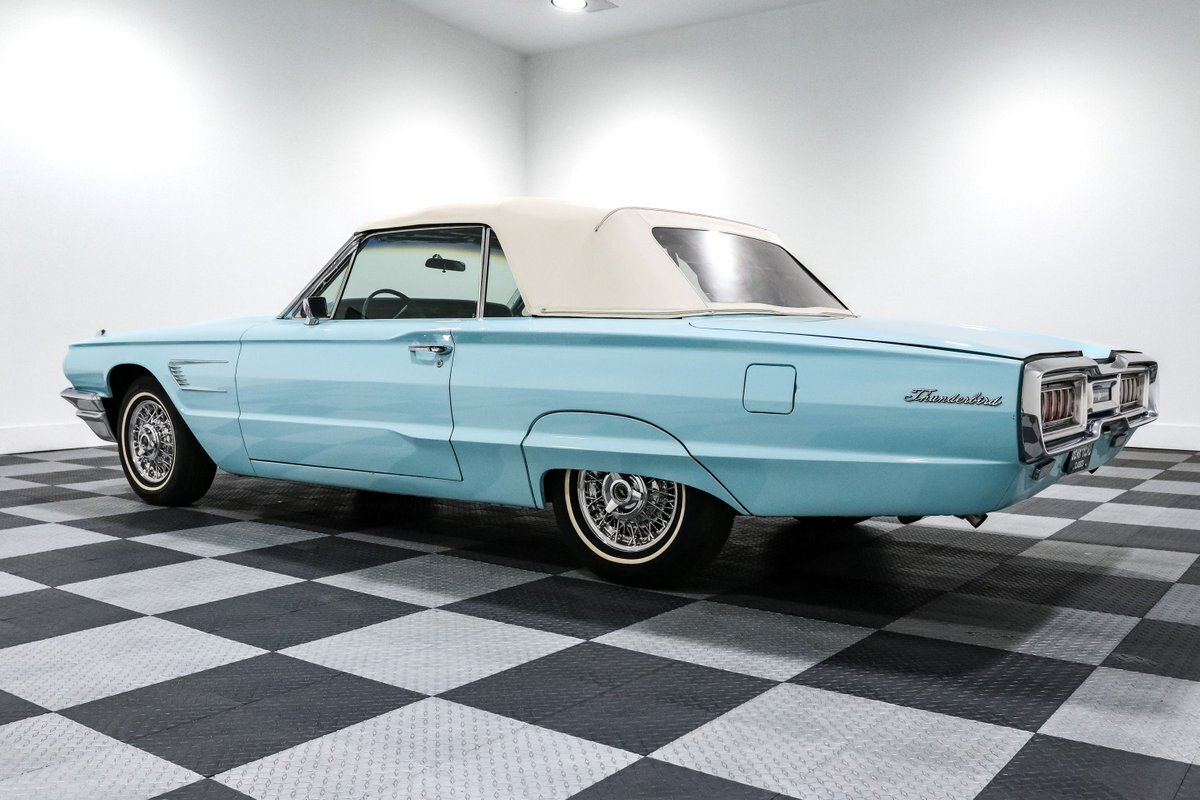 1965 Ford Thunderbird - photo 8