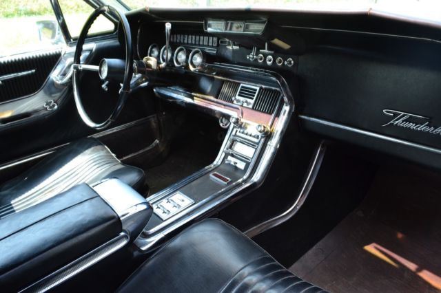 1965 Ford Thunderbird - photo 9