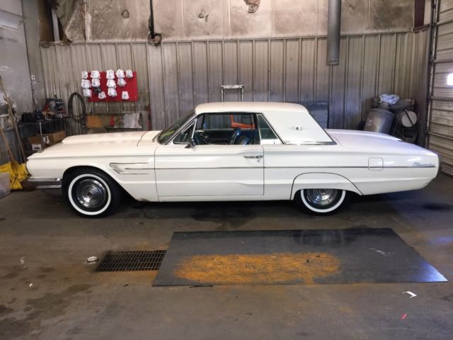 1965 Ford Thunderbird - photo 12