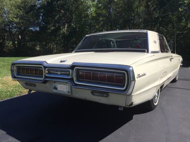 1965 Ford Thunderbird Base - photo 3