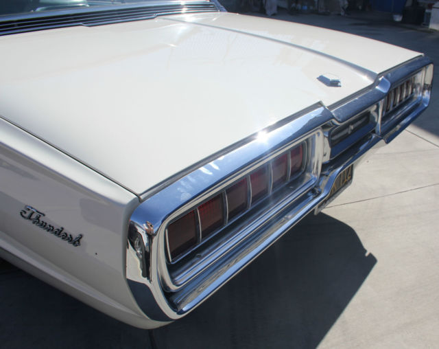 1965 Ford Thunderbird - photo 10