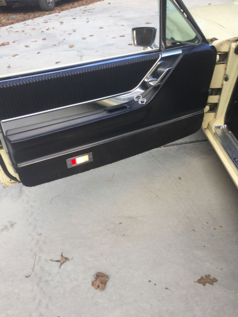 1965 Ford Thunderbird convertible - photo 13