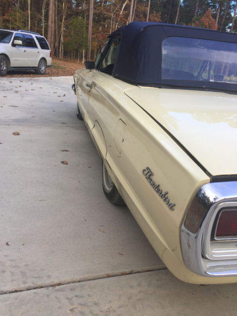 1965 Ford Thunderbird convertible - photo 7