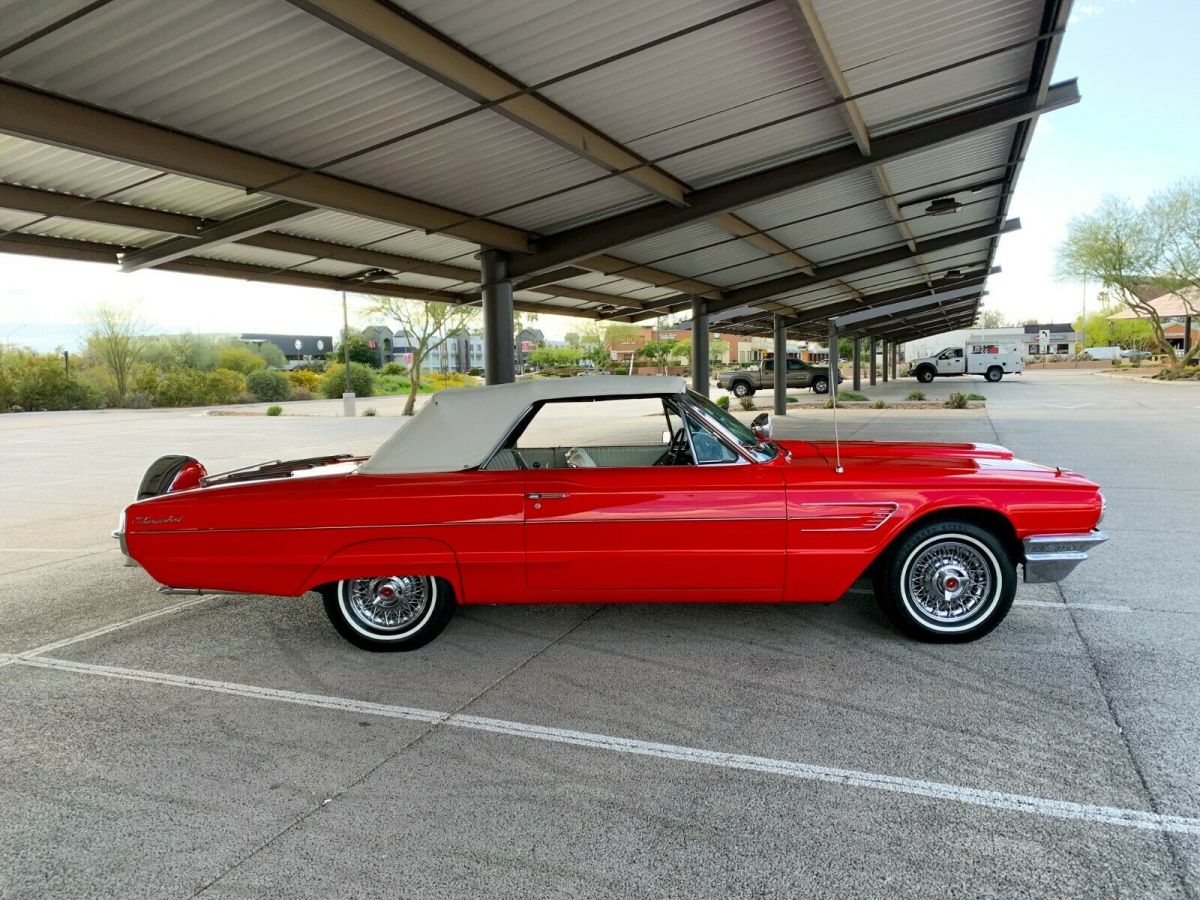 1965 Ford Thunderbird Convertible - photo 11