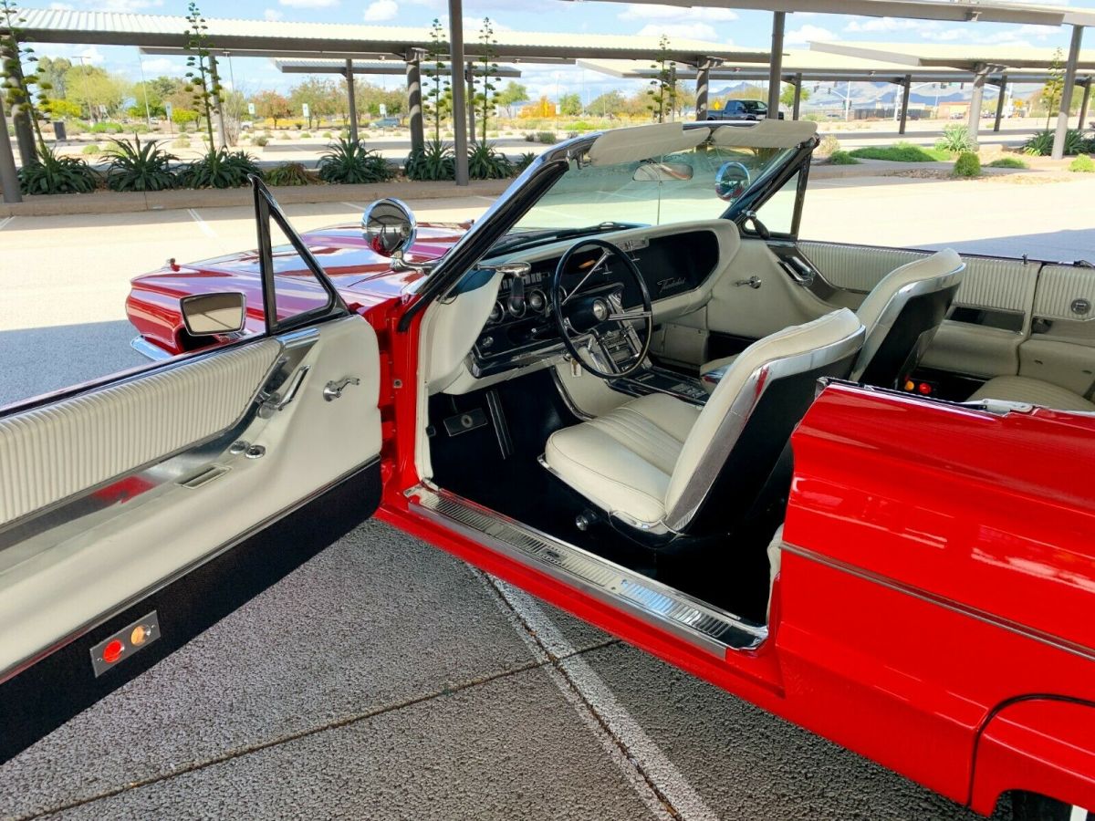 1965 Ford Thunderbird Convertible - photo 5