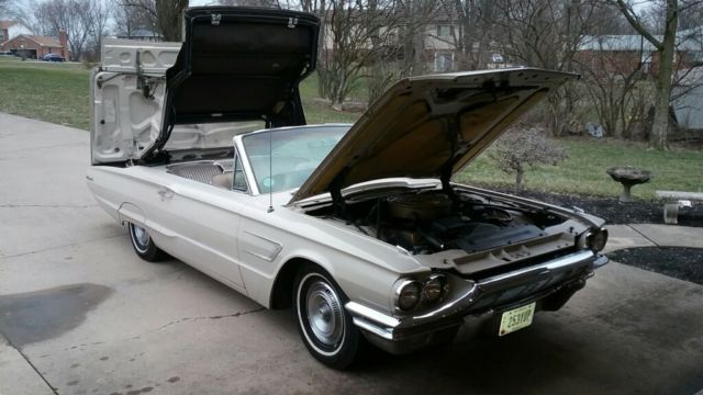 1965 Ford Thunderbird Convertible - photo 7
