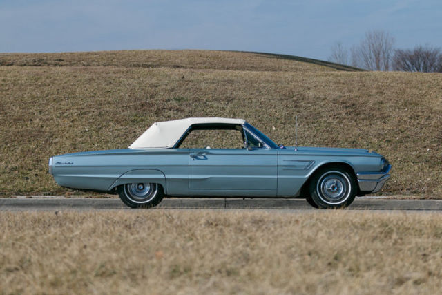 1965 Ford Thunderbird - photo 10