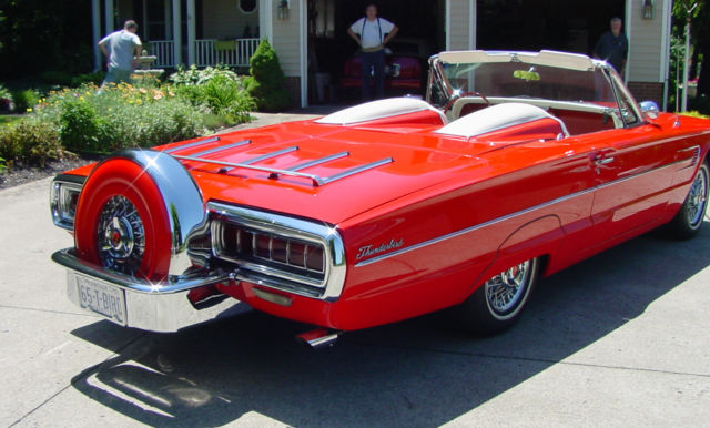 1965 Ford Thunderbird - photo 3