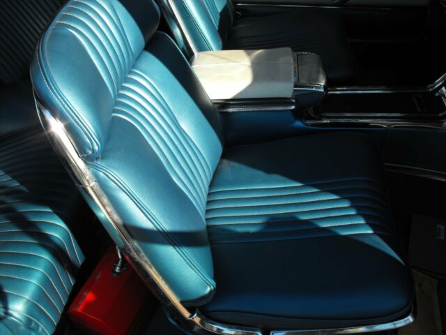 1965 Ford Thunderbird Coupe - photo 8