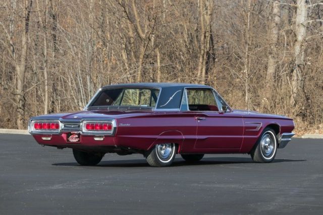 1965 Ford Thunderbird Landeau Hardtop - photo 8