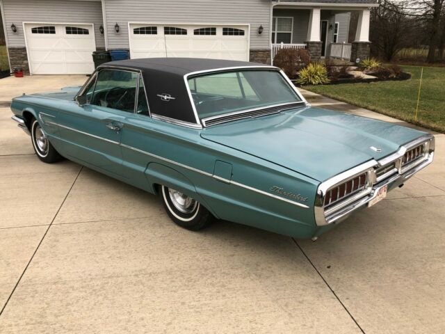1965 Ford Thunderbird Base - photo 2
