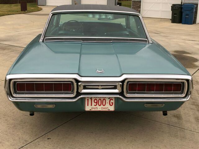 1965 Ford Thunderbird Base - photo 3