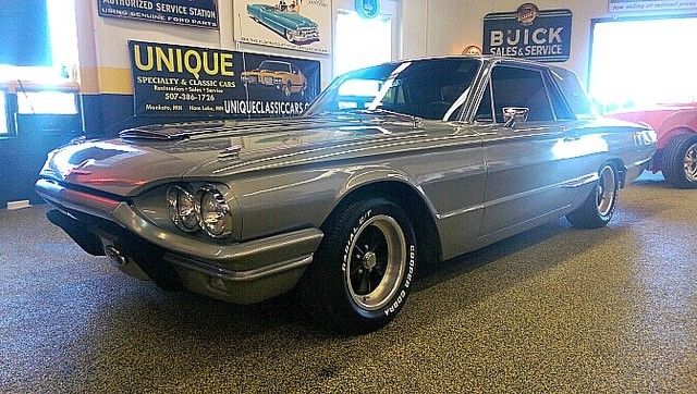 1965 Ford Thunderbird