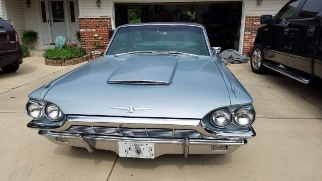 1965 Ford Thunderbird Landau - photo 2