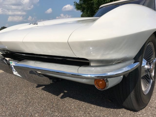1965 Chevrolet Corvette - photo 8