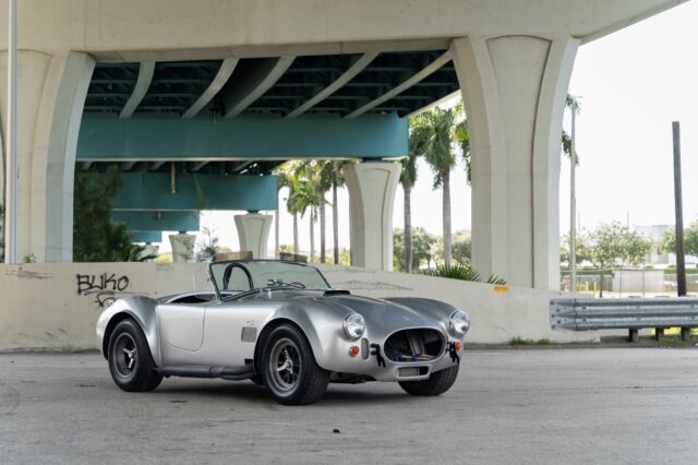 1965 Gentry Cobra 427 S/C 1 of 40 450 miles!!! Super Snake Carroll Shelby 1965 Shelby Cobra 427 S/C