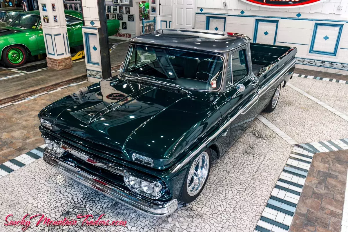 1965 GMC 2500 Frame Off Resto Mod GM LS3 6.2L Heidts PS Wilwood Brakes 4L70E 1965 GMC 2500 Resto Mod
