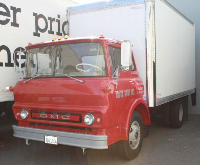 1965 GMC 4000 SERIES TILT CAB BOX VAN 20K GVW 305CU IN V6 W 4 SPD NEW LIFT GATE 1965 GMC Other
