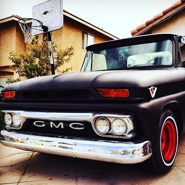 1965 GMC C10 1500 2 door pick up