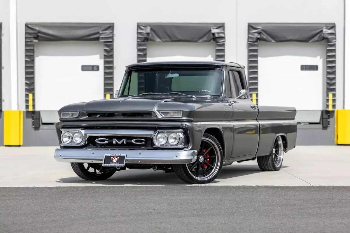 1965 GMC PICKUP 2DR SHORTBED 350 GM PERFORMACE CRATE ENGINE 700R4 4SPEED AUTO 1965 GMC Pickup