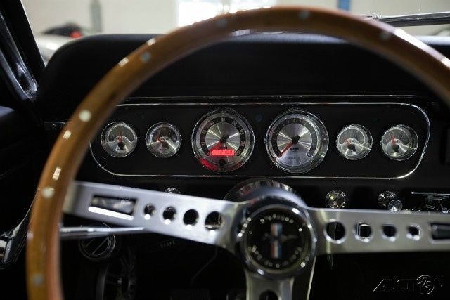 1965 Ford Mustang GT-350 HERTZ RESTOMOD - photo 11