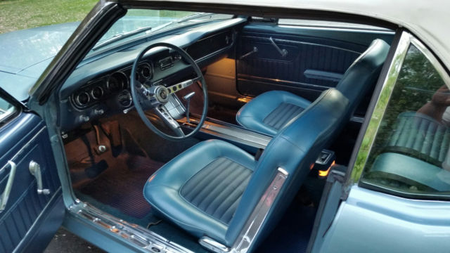 1965 Ford Mustang GT Convertible - photo 11