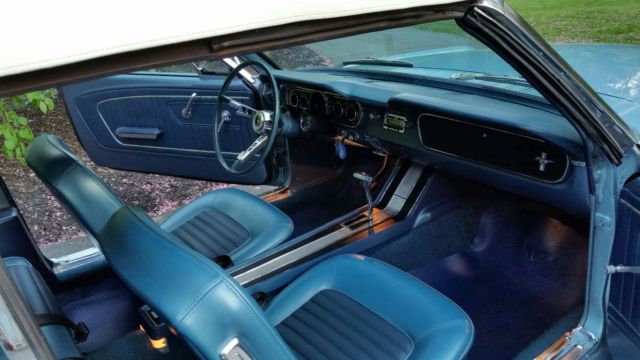 1965 Ford Mustang GT Convertible - photo 12