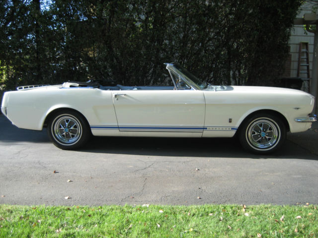 1965 Ford Mustang GT Convertible - photo 12