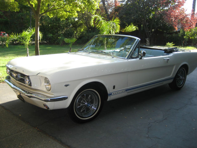 1965 Ford Mustang GT Convertible - photo 9