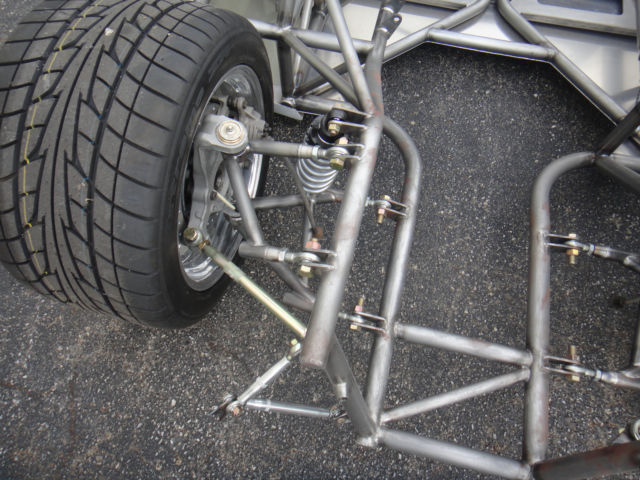 1965 Ford GT40 - photo 13