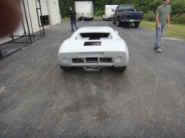 1965 Ford GT40 - photo 9
