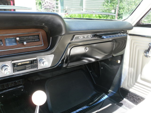 1965 Pontiac GTO Red / Parchment - photo 12