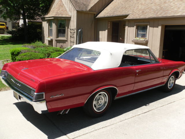 1965 Pontiac GTO Red / Parchment - photo 2